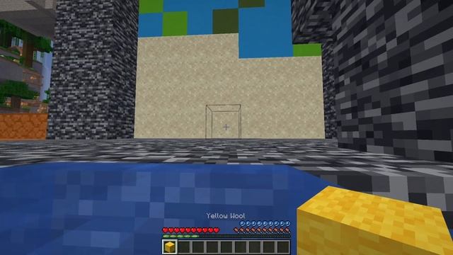 ESCAPE The FLOATING PRISON! Minecraft Map