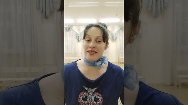 23. Вокальные упражнения для развития слуха и четкой интонации. Полутона. Vose lesson exercise