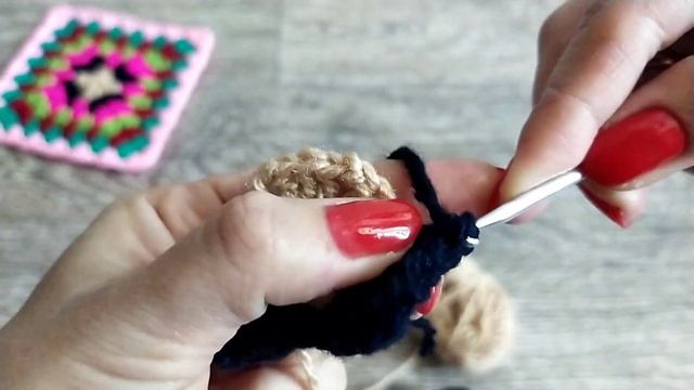 ПОСМОТРИТЕ ? ЧТО МОЖНО СВЯЗАТЬ ИЗ ОСТАТКОВ ПРЯЖИ ?