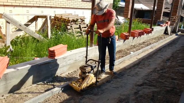 Подготовка основания под тротуарную плитку