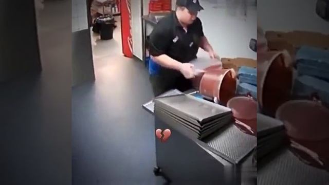 Недонес, уволят. Блин а у меня кредит.