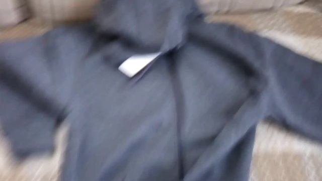 Толстовка и светодиодная лента с Aliexpress.