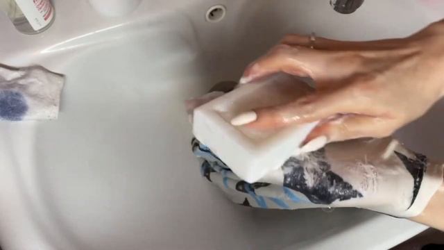 Попробовала мыло против пятен, о котором кричат на каждом углу. Результат поражающий