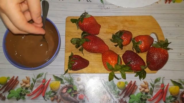 Shokoladli qlubnika.Шоколадный клубника ?