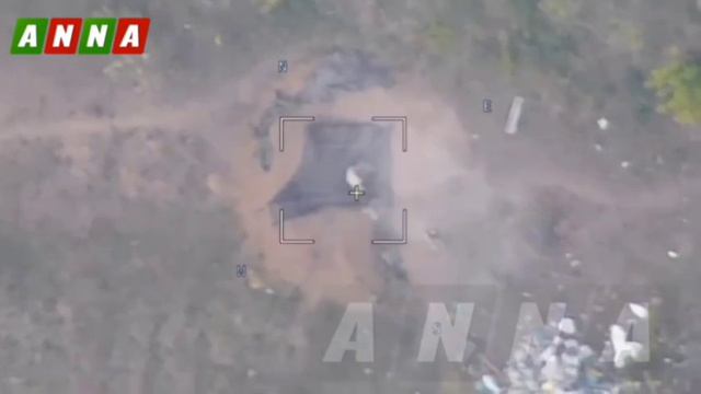 Российские военные 1-й гвардейской ТА дроном-камикадзе "Ланцет-3" уничтожили позицию 120-мм миномета