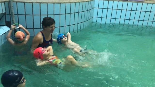 Четвёртый урок по Плаванию у Little Li