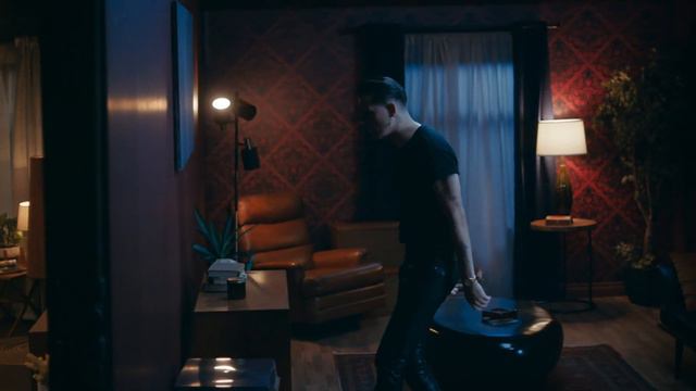 GEazy  Breakdown Official Video ft Demi Lovato