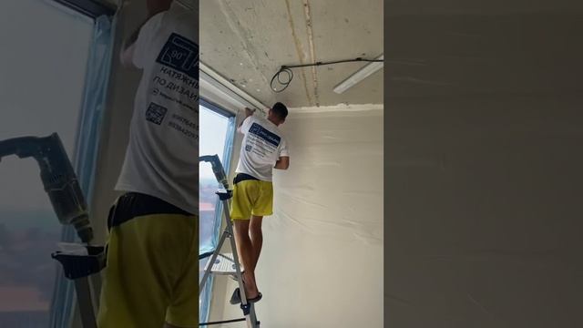 дизайнеры натяжныепотолкисочи парящий световаялиния натяжные потолки сочи треки