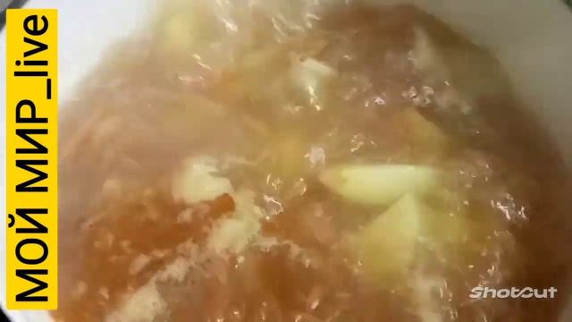 ЩАВЕЛЕВЫЙ СУП И ОГУРЦЫ "МАНСУР"!)