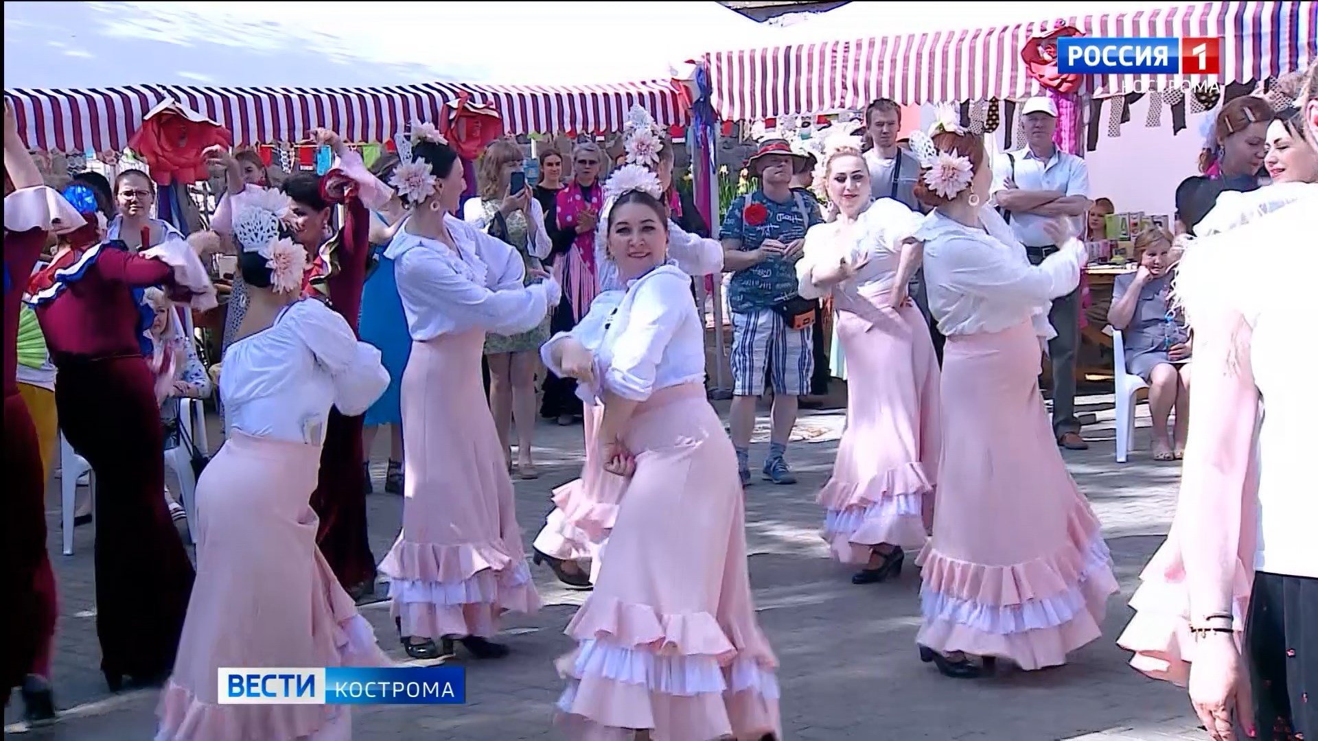 В Кострому устроили испанскую ярмарку с танцами