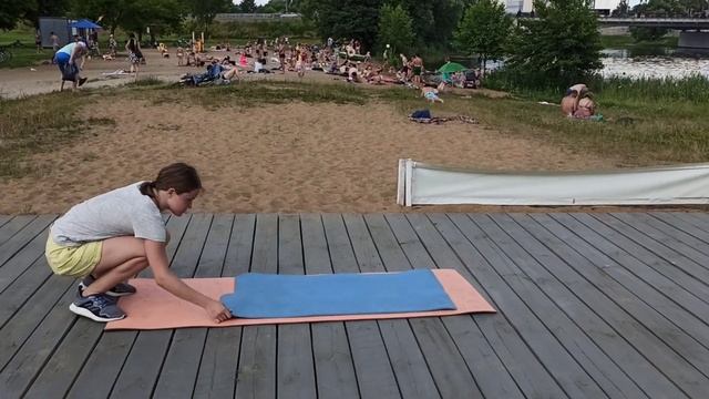 Кувырок с выпрыгиванием