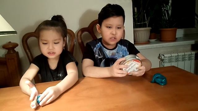 Умный пластилин электрик "Изумрудный зеленый".