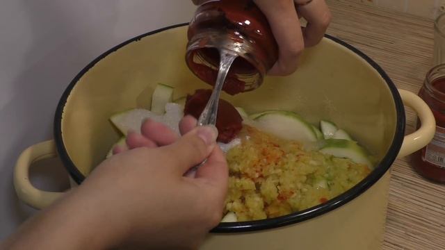 ЛЕЧО ИЗ КАБАЧКОВ на зиму (мой любимый рецепт!!!)