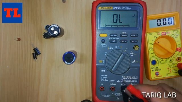 How To Check Capacitor With Digital Multimeter | Capacitor Testing | Urdu / Hindi