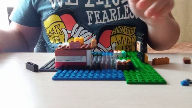 делаем школьный лагерь из lego очень просто