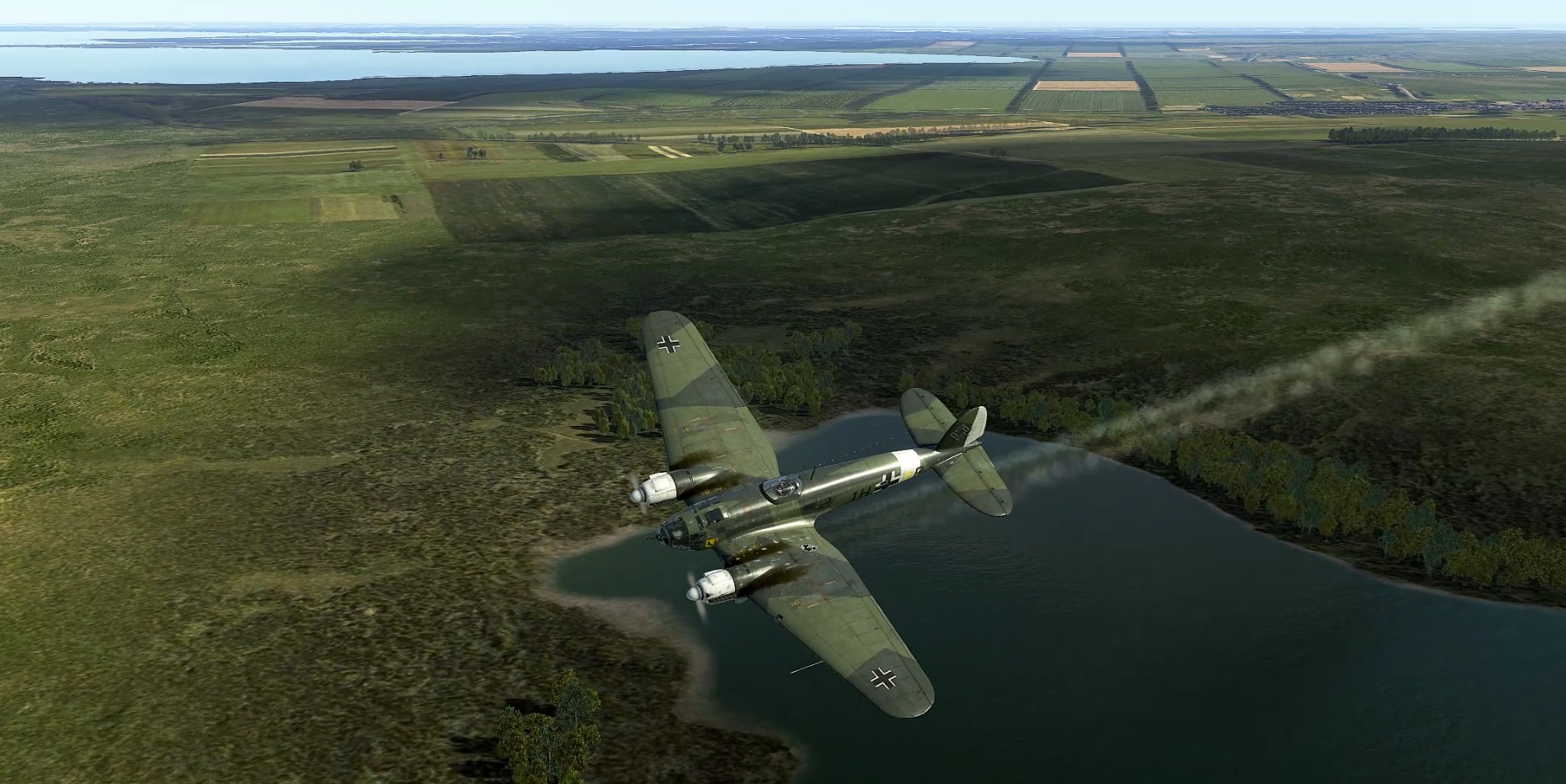 И-16 против  He 111,  в лобовой атаке сразу попал в кабину и убил штурмана.