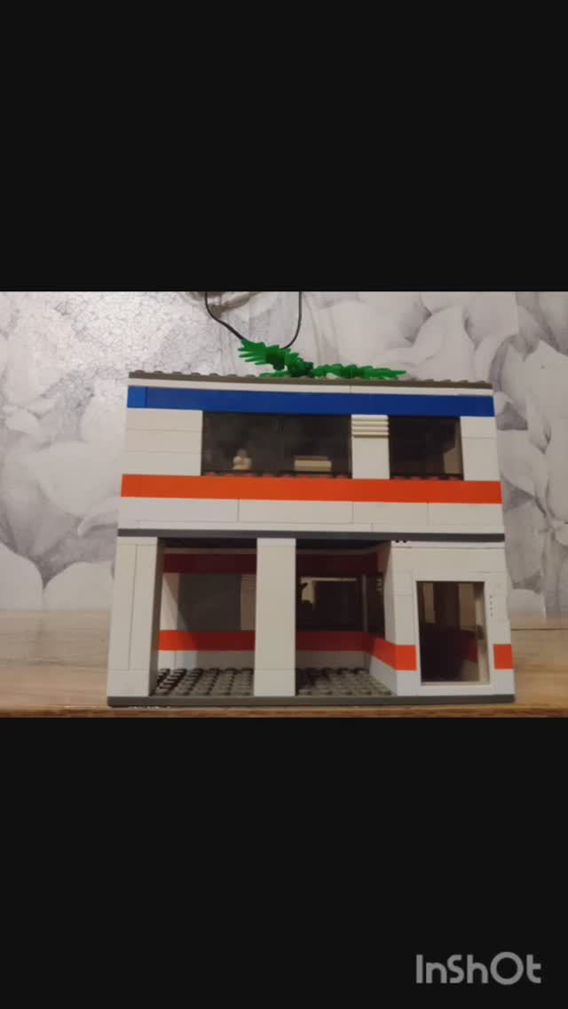 Красивый коттедж из Лего: самоделка