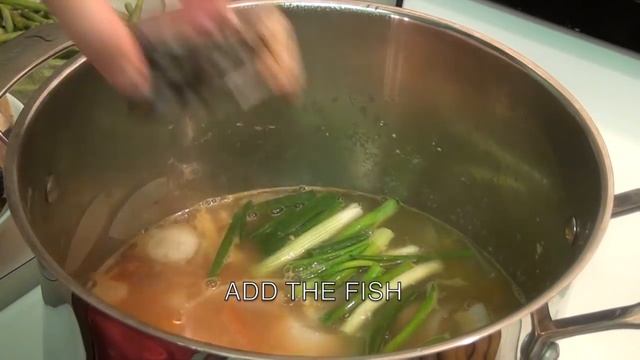 PINOY RECIPE - SINIGANG NA ISDA SA SAMPALOK AT MISO [CARP FISH SOUP WITH TAMARIND AND MISO]