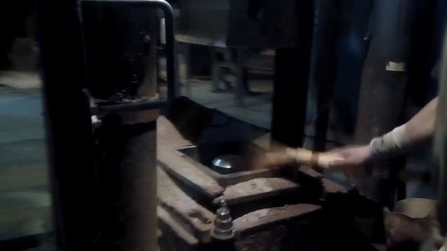 Формовка огнеупоров на фрикционном прессе