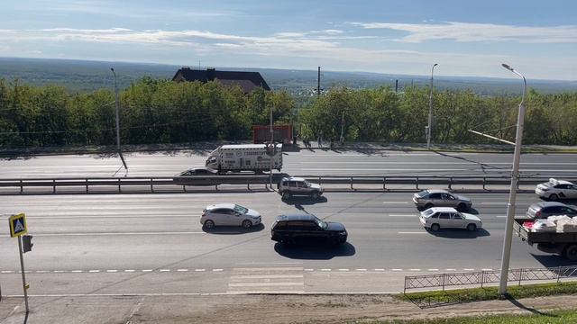 Уфа, пробка, причина в в пешеходном переходе , май 2024