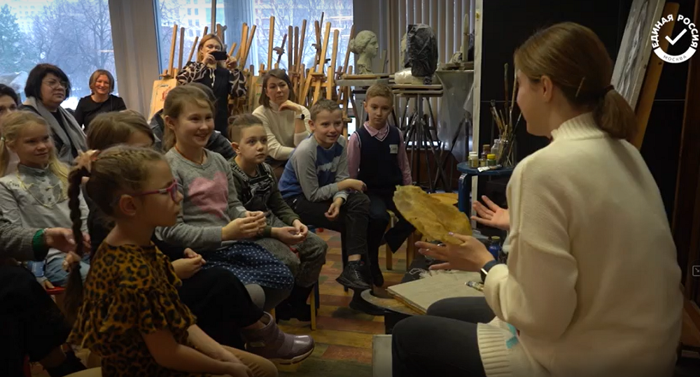 Депутат ГД Татьяна Буцкая организовала мастер классы по рисованию для детей из семей мобилизованных