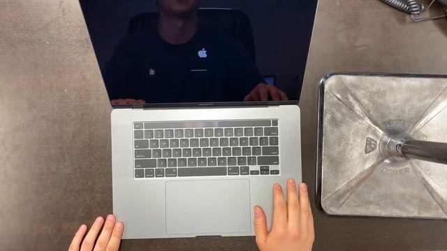 Unboxing a Macbook pro Model# A2141