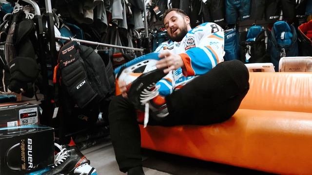 BAUER VAPOR X2.5  САМЫЕ ПРОСТЫЕ ХОККЕЙНЫЕ КОНЬКИ BAUER