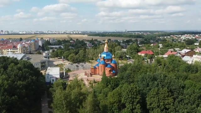 Белгород. Дубовое. Дуб Богдана Хмельницкого.