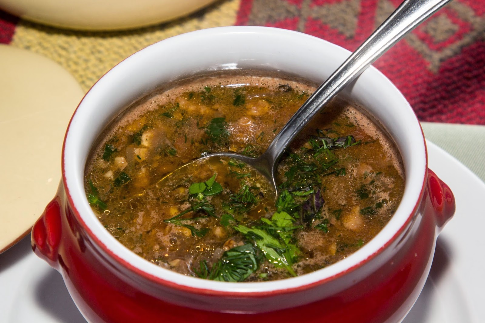 Фасолевый суп армянский