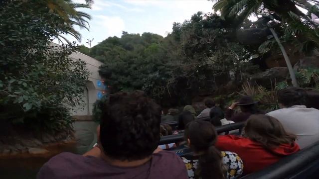 Jurassic World - The Ride At Universal Studios Hollywood POV! | JohnMaiTeam