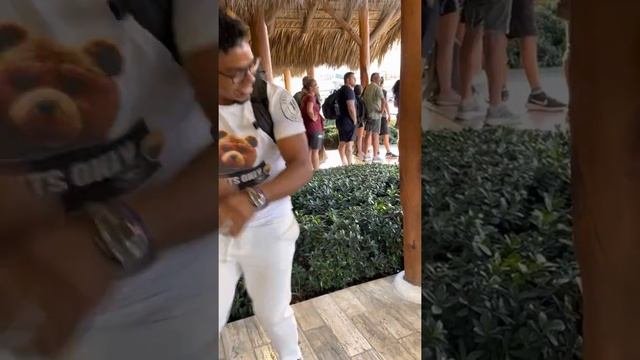 Пунта Кана аэропорт. Музыкальное сопровождение