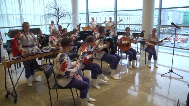 Детский оркестр русских народных инструментов "Россияне". "Фуга-плясовая"
