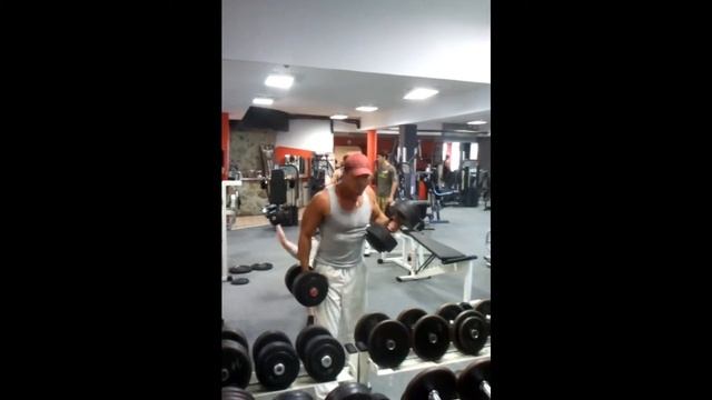 Biceps record 12@40kg/90Lbs