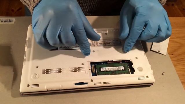 How To Upgrade The Ram in a Samsung Notebook