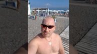 погода в Дагомысе прям летняя и очень много народа на пляже к осени еще наверное некто не готов