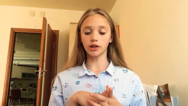 Что нужно брать к подруге на ночёвку/грязные трусы????