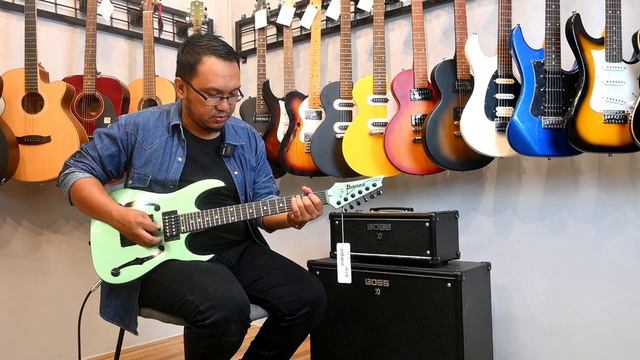 GITAR PAUL GILBERT MIKRO .. UNYU UNYU !!