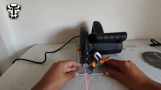 PRIMEROS CORTES DE MESA ABATIBLE CON UNBOXING DE SIERRA CIRCULAR DKCS1600