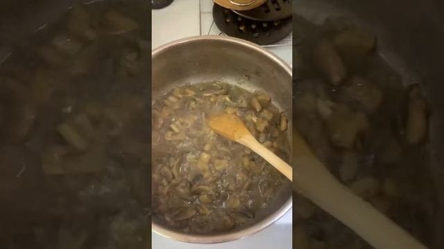 Göbələk şorbası, Mantar çorbası, Mushroom soup, Грибной суп