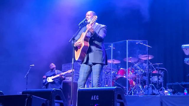 Brian McKnight - Shoulda Woulda Coulda 2022 Celebration of Mom Mothers Day Concert