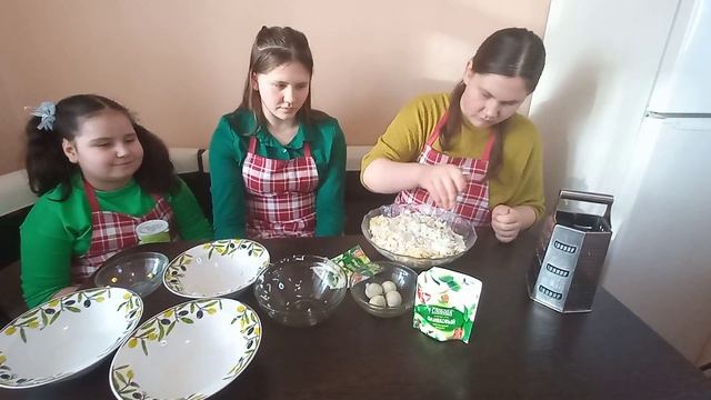 Очень красивый и очень вкусный салат " Хризантема"- лёгкий и быстрый в приготовлении!!!