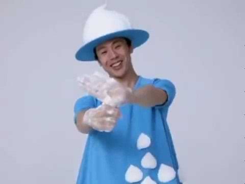 Как правильно мыть руки :)