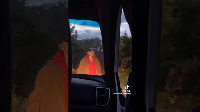 сумасшедшая девушка