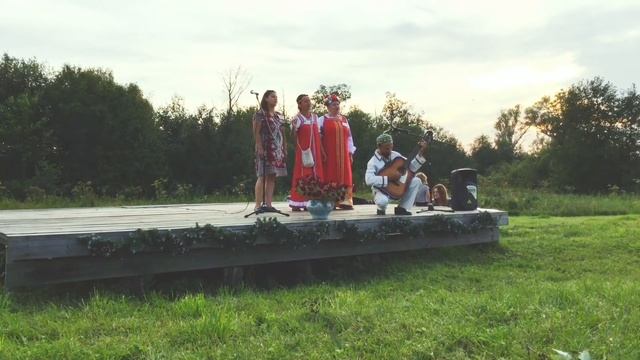 Группа Солнечные Хороводы поют песню Всё Пройдёт на фестивале Музыкальная Сказка ПРП Красная Поляна