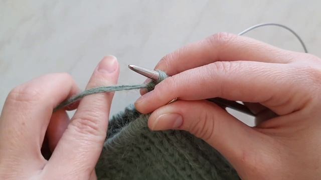 Шапка ушанка очень красивым узором.