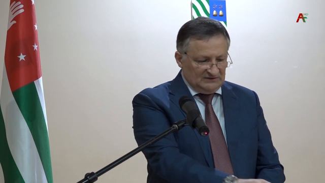 Амшеикушара плюс. Встреча Президента РА А.Бжания с активом города Сухум