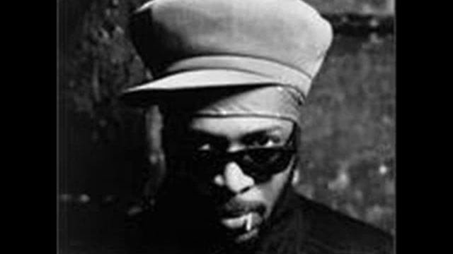 INI KAMOZE - HERE COMES THE HOTSTEPPER - HERE COMES THE HOTSTEPPER VERSION