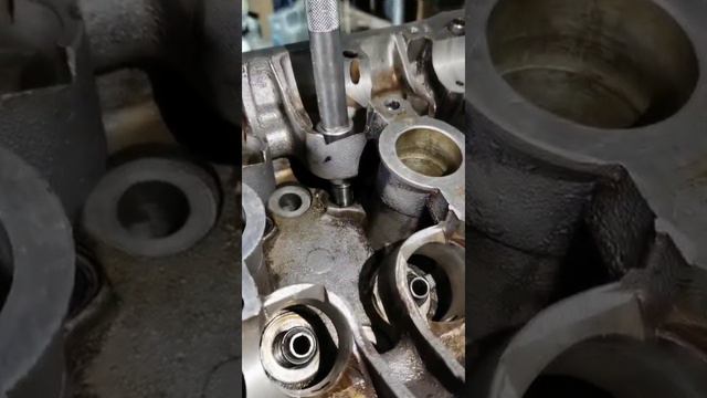 Автоателье. Металлообработка. Запрессовка направляющей клапана УАЗ, Газель, Соболь