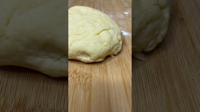 Яблочный пирог с меренгой/ очень нежный и вкусный.