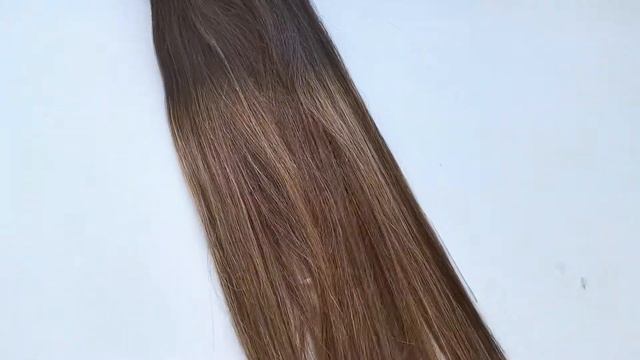 Натуральные волосы на заколках 50см с эффектом омбре в русый цвет